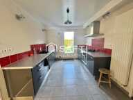 PAVILLON 4 CHAMBRES AVEC JARDIN ET GARAGE A NIORT ! — photo 2
