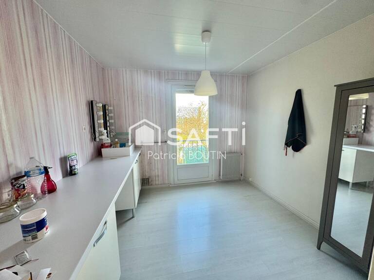 PAVILLON 4 CHAMBRES AVEC JARDIN ET GARAGE A NIORT ! — photo 1