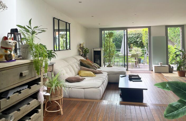 Qartier  Petit Port / Transvaal - Maison rénovée 3 chambres  jardin, terrasse Sud-Ouest, jacuzzi  env. 112 m² utiles — photo 3