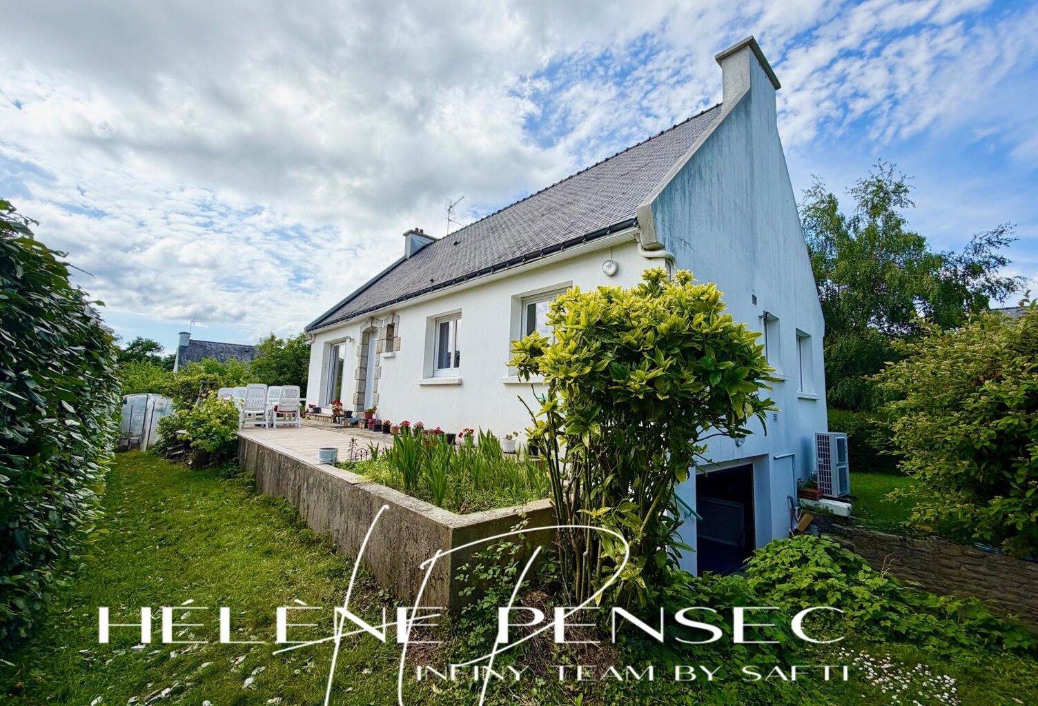 Maison avec vie de plain-pied, sous-sol complet et jardin de 952 m². — photo 1