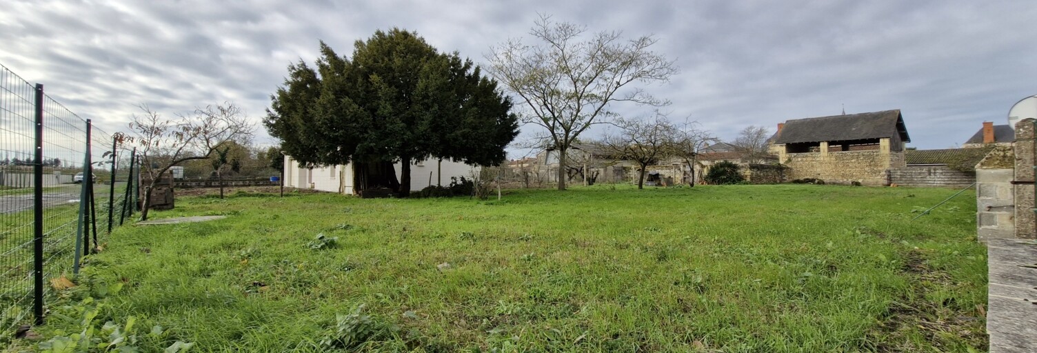Terrain  883 m² à vendre à Saint-Martin-de-Sanzay (79290)