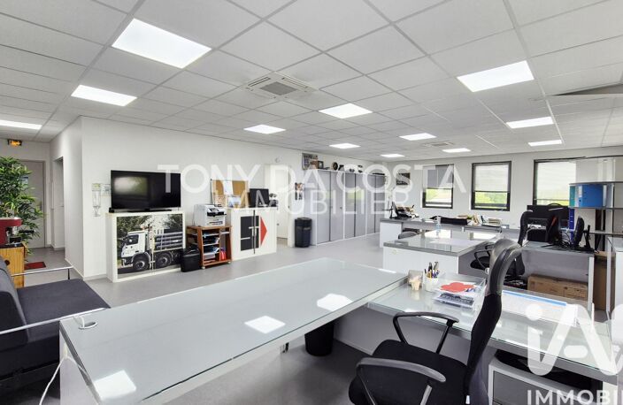 Vente Boutique/Local commercial 102 m&sup2; — photo 2