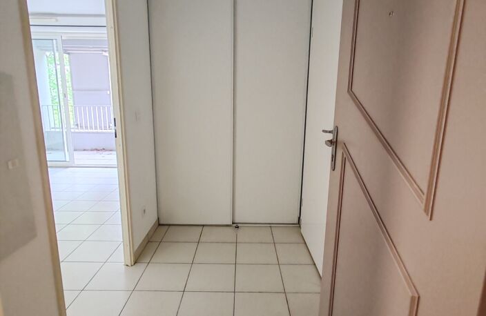 Vente Appartement 2 pièces — photo 2