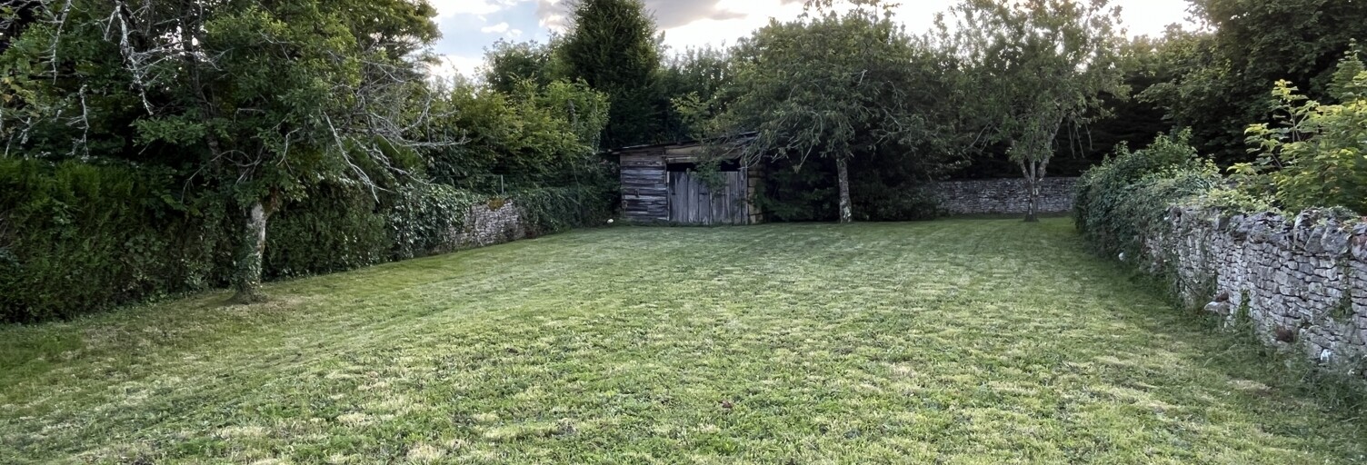 Terrain  905 m² à vendre à Celles-sur-Belle (79370)