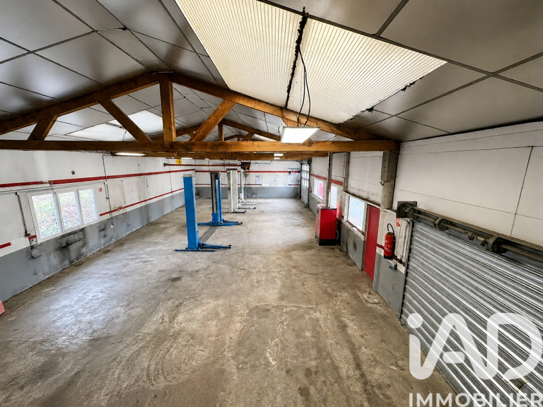 Vente Boutique/Local commercial 586 m&sup2; — photo 1
