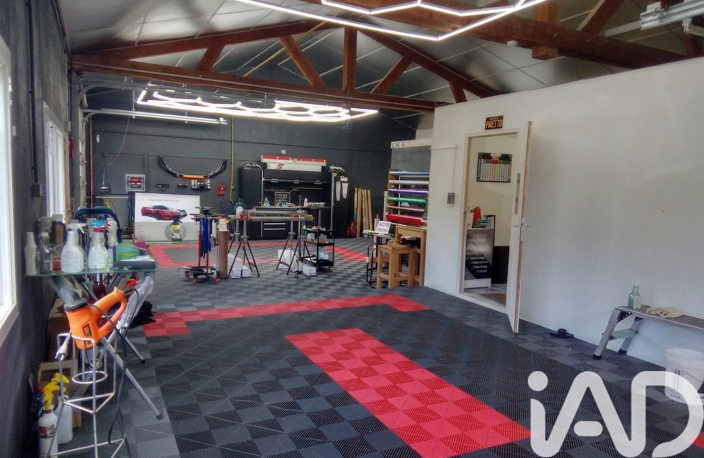 Vente Boutique/Local commercial 586 m&sup2; — photo 3