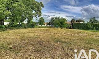 Terrain  544 m² à vendre à Saint-Michel-le-Cloucq (85200)