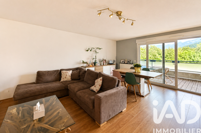 Appartement 3 pièces 220500 €