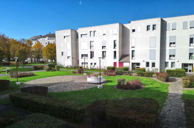 Appartement 4 pièces 780 €