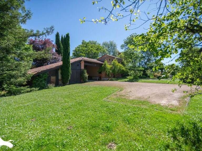 Domaine de 7 pièces principales — photo 1