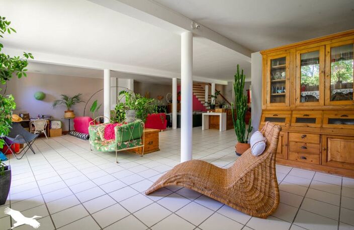 Domaine de 7 pièces principales — photo 3