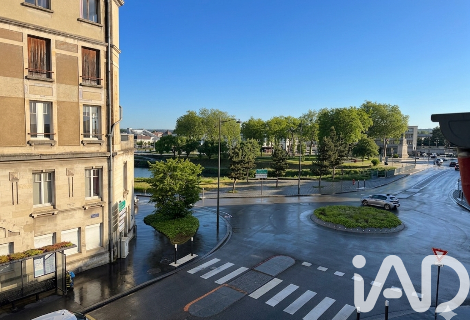Vente Immeuble 81 m&sup2; — photo 1