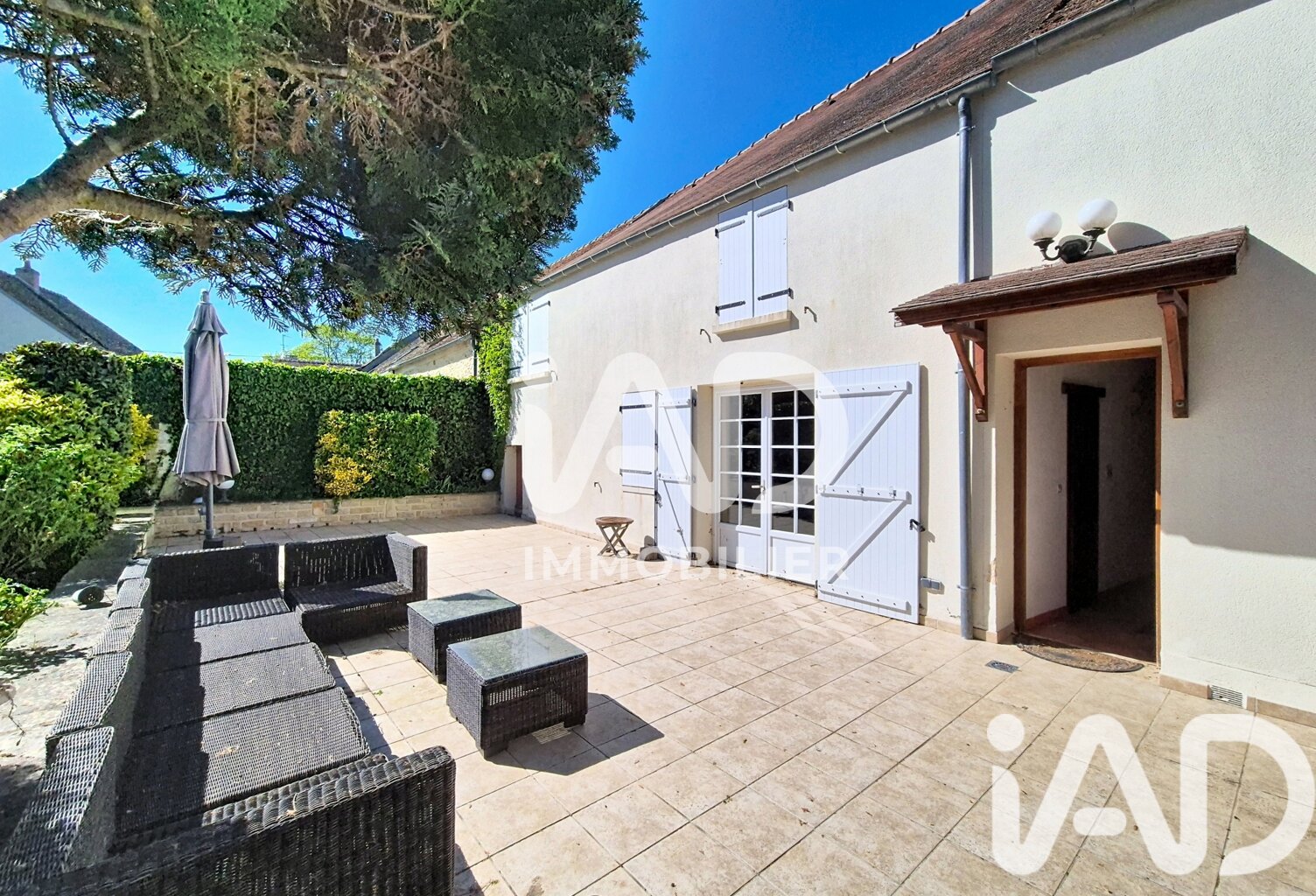 Vente Maison/villa 8 pièces — photo 1