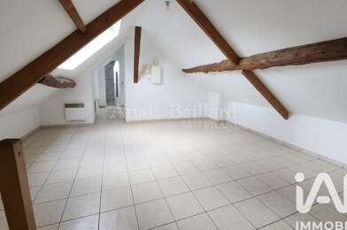 Appartement 3 pièces 706 €