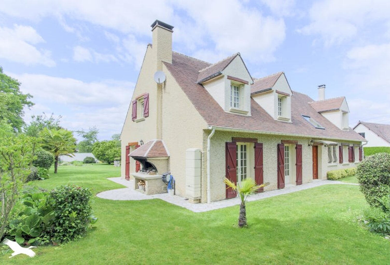 Maison en pierre de 9 pièces principales — photo 1