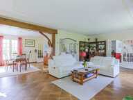 Maison en pierre de 9 pièces principales — photo 2