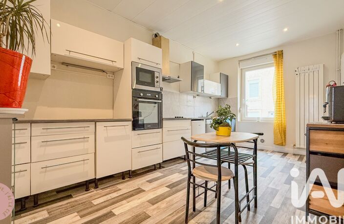 Vente Maison de ville 4 pièces — photo 2