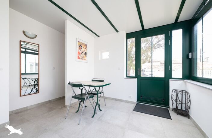 Maison en pierre de 3 pièces principales — photo 3