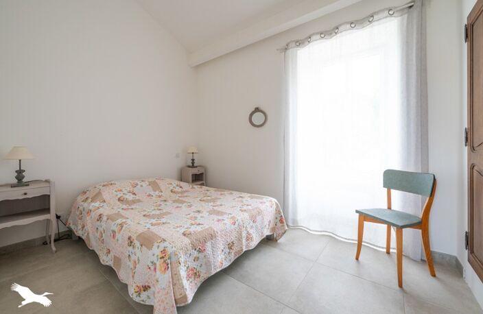 Maison en pierre de 3 pièces principales — photo 4