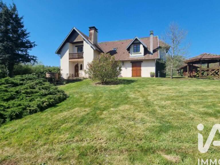 Vente Maison traditionnelle 7 pièces — photo 1