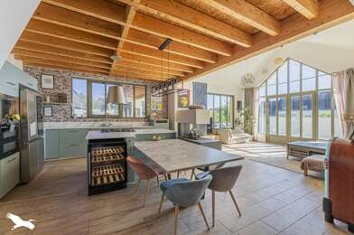 Maison 7 pièces 628200 €