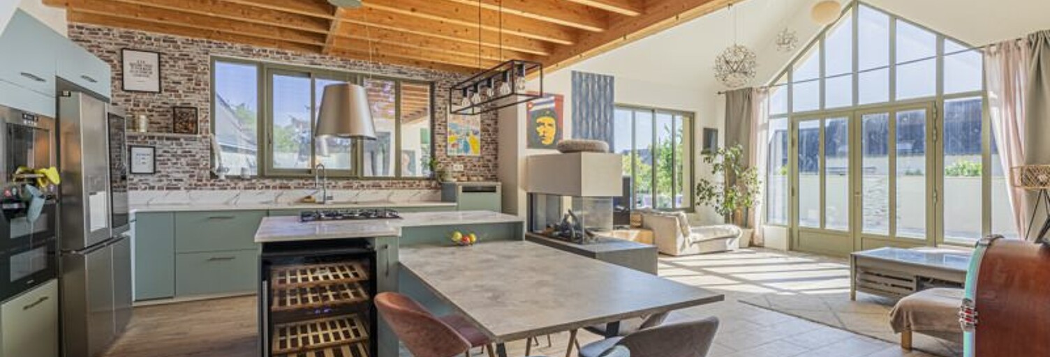 Maison 7 Pièces 240 m² à vendre à La Ville-aux-Dames (37700)