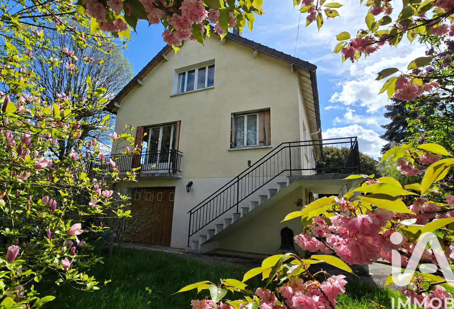 Vente Maison/villa 8 pièces — photo 1