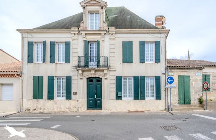 Maison en pierre de 7 pièces principales — photo 5