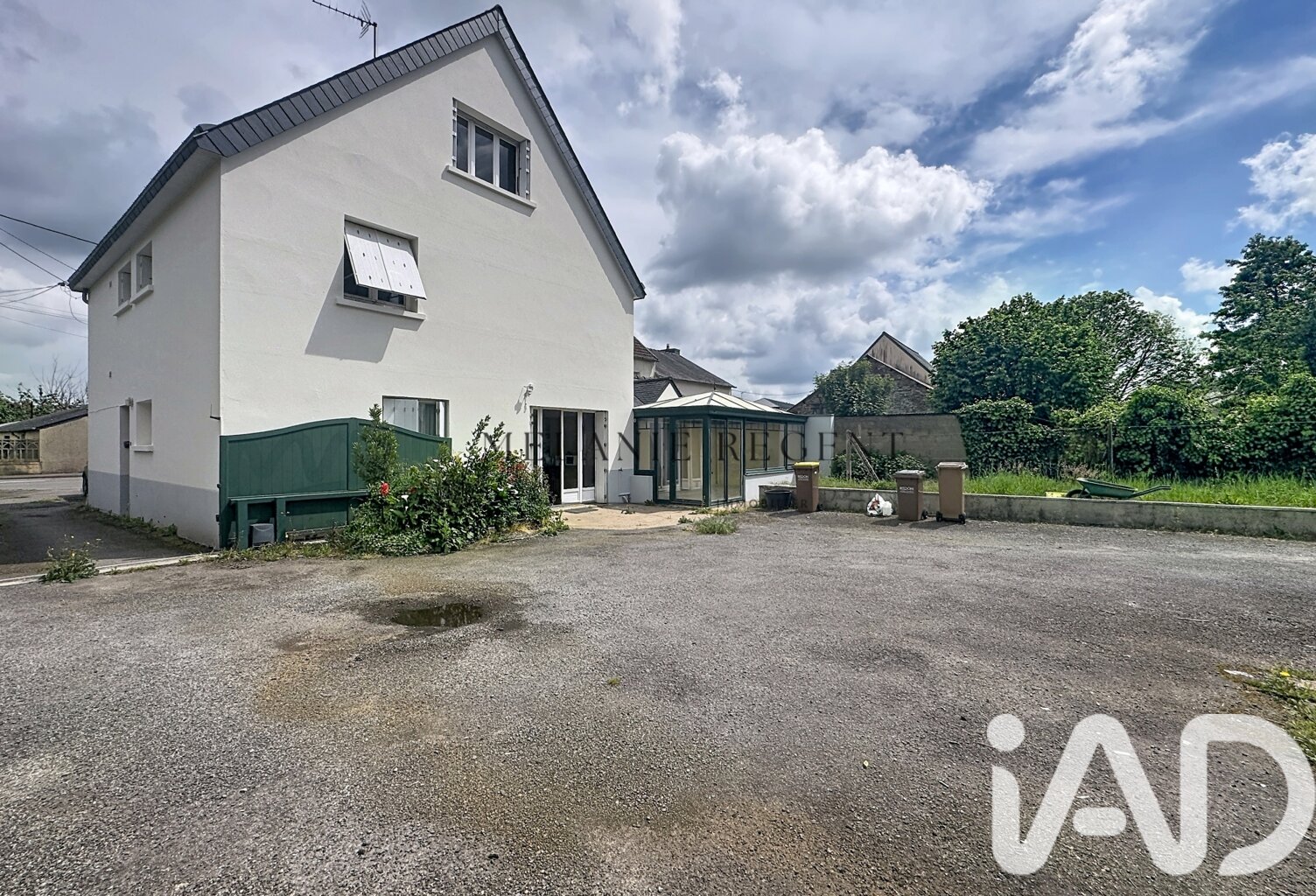 Vente Maison/villa 11 pièces — photo 1