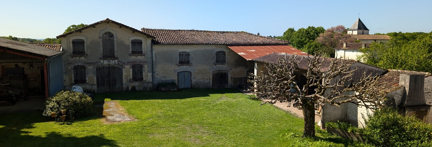 Maison 6 Pièces 323 m² à vendre à Louzac-Saint-André (16100)