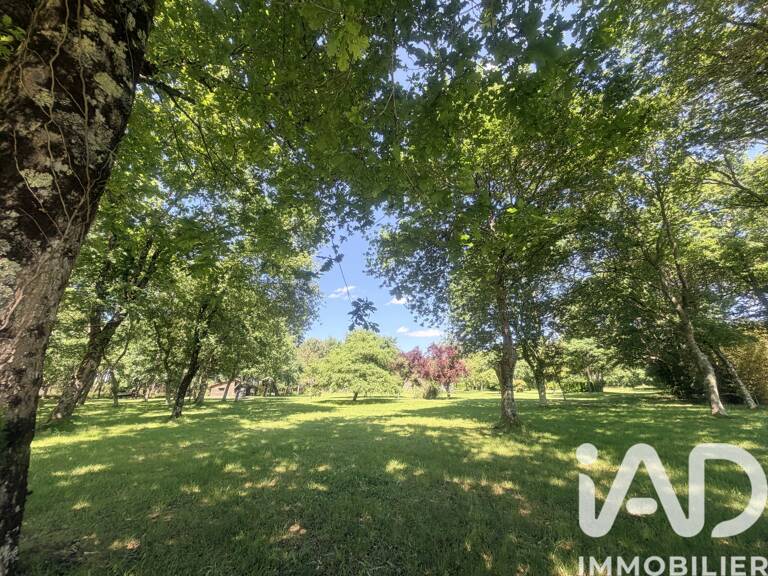 Vente Terrain à bâtir 21 275 m&sup2; — photo 1
