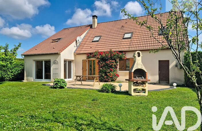 Vente Maison/villa 8 pièces — photo 2