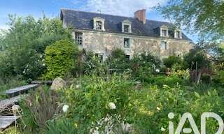 Maison 7 Pièces 266 m² à vendre à Béhuard (49170)