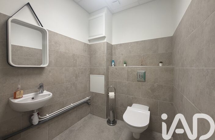 Vente Local commercial 121 m&sup2; — photo 5
