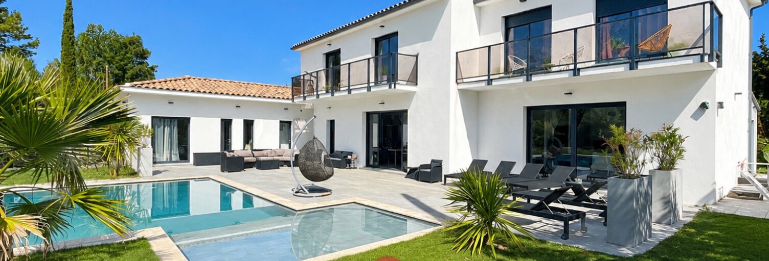 Maison 8 Pièces 318 m² à vendre à Le Beausset (83330)