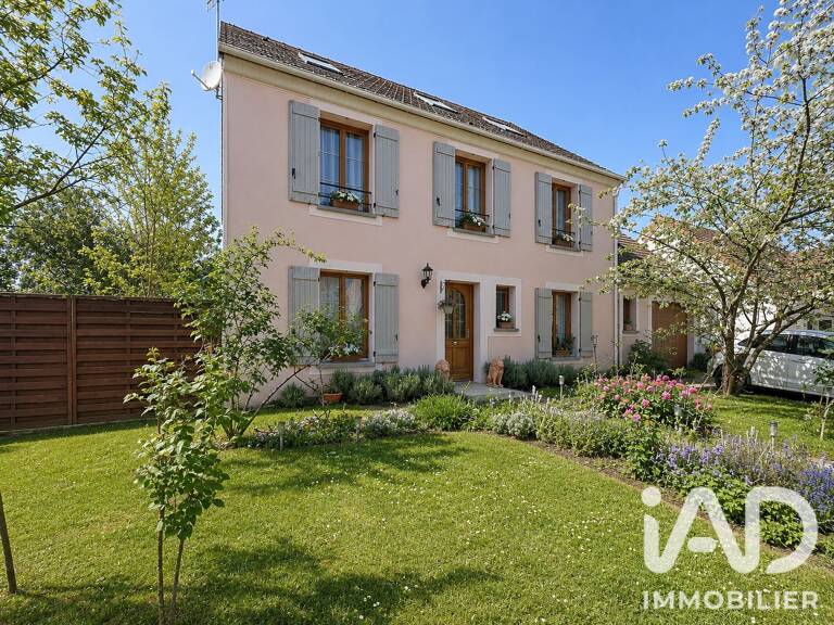 Vente Maison/villa 9 pièces — photo 1
