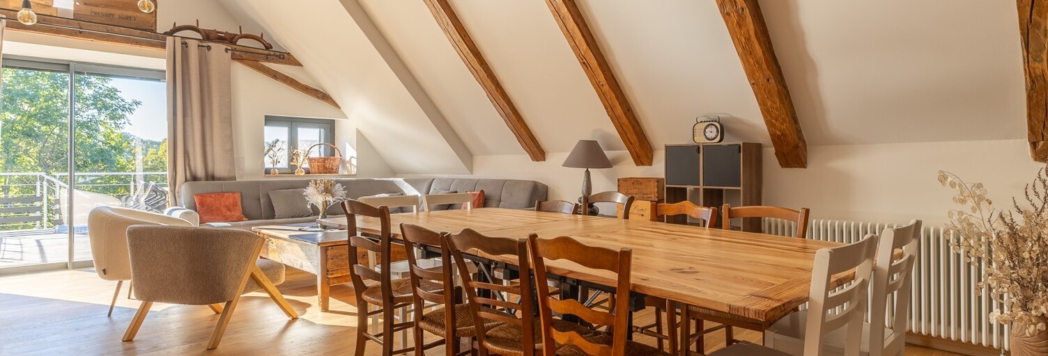 Maison 7 Pièces 206 m² à vendre à Rochefort-Montagne (63210)