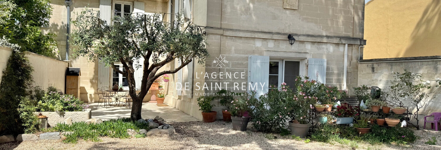 Maison 6 Pièces 215 m² à vendre à Eyragues (13630)