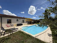 Maison de plain pied, de type 7, garage, terrain et pisicine. — photo 3