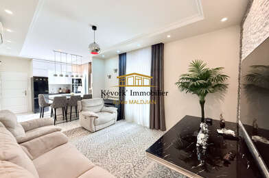 Maison 10 pièces 472500 €