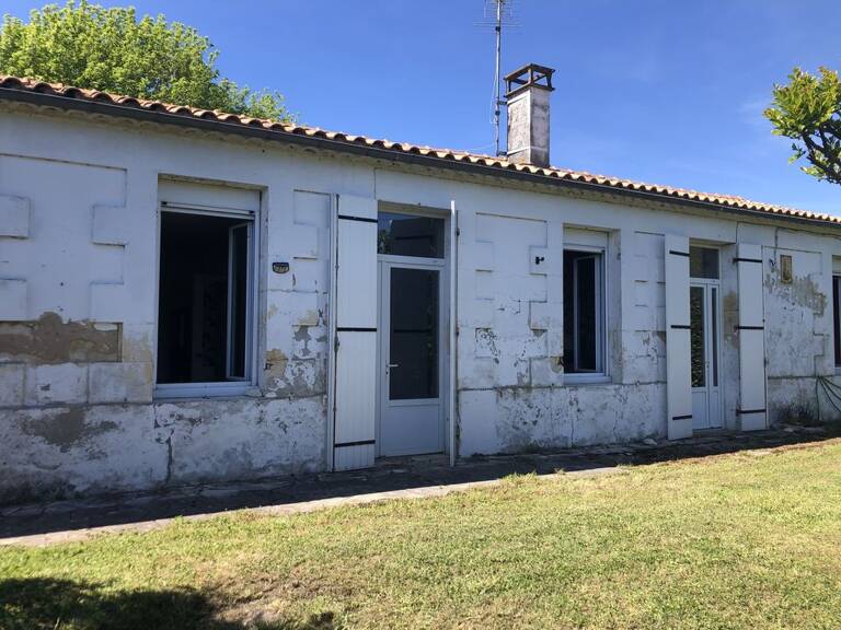 MAISON MEDOCAINE EN PIERRE A RENOVER 3 CHAMBRES GARAGE GRAND — photo 1