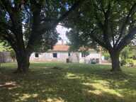 MAISON MEDOCAINE EN PIERRE A RENOVER 3 CHAMBRES GARAGE GRAND — photo 2