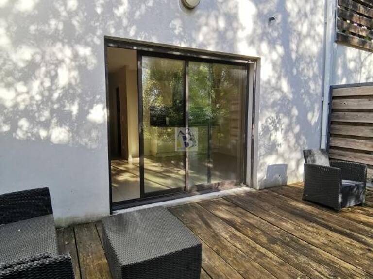 ANGOULEME Appt T2 Terrasse, garage — photo 1