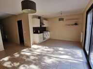 ANGOULEME Appt T2 Terrasse, garage — photo 2