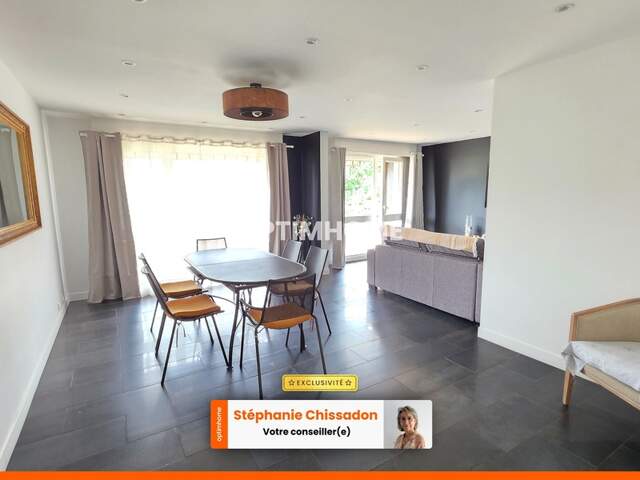COUP DE COEUR POUR CET APPARTEMENT DE TYPE 5 AVEC TERRASSE GARAGE ASCENSEUR ET CAVE — photo du bien