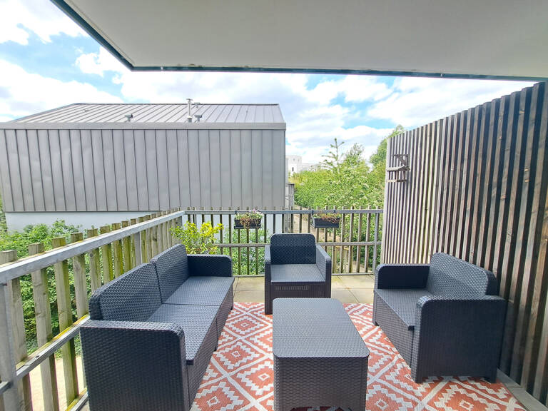 Appartement T2 avec terrasse et stationnement sécurisé — photo 1