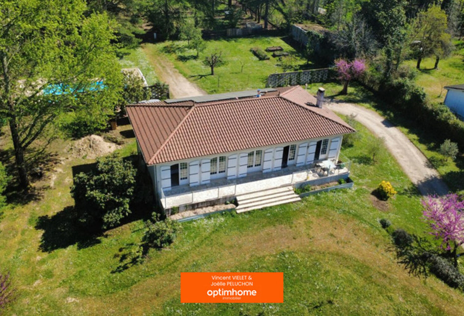 Maison à vendre avec piscine et grand jardin — photo 1