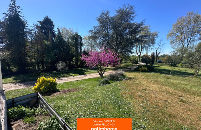 Maison à vendre avec piscine et grand jardin — photo 3