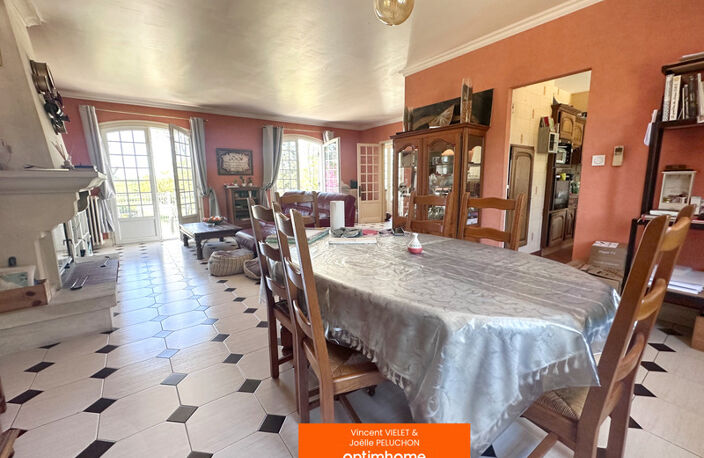 Maison à vendre avec piscine et grand jardin — photo 4