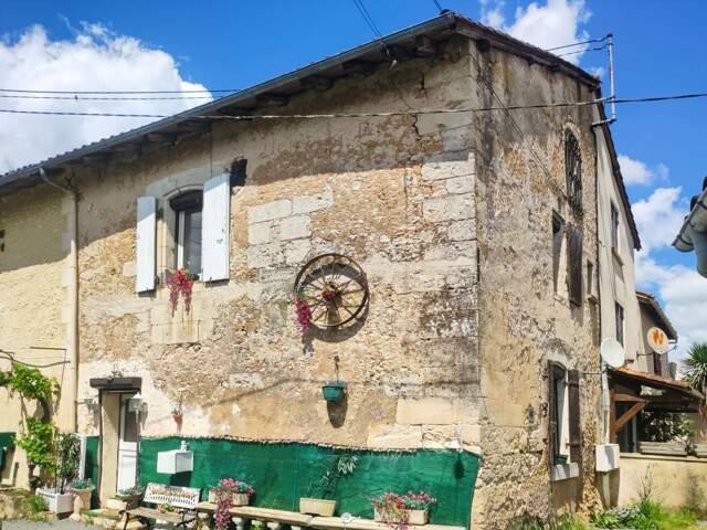Maison À Vendre — photo du bien